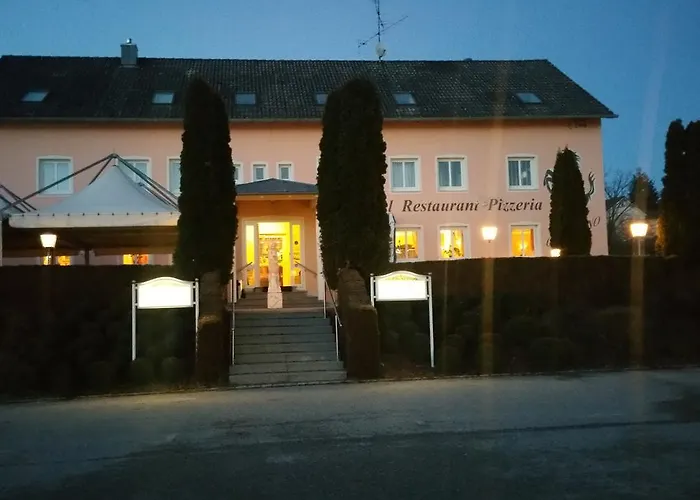 Отель Al Cavallino 3*